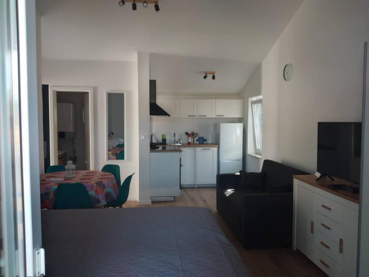 Apartmani Luni Премантура Экстерьер фото