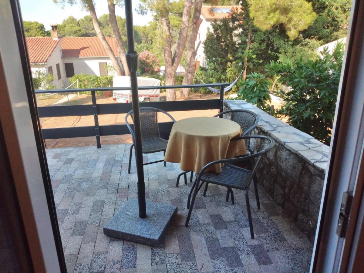 Apartmani Luni Премантура Экстерьер фото